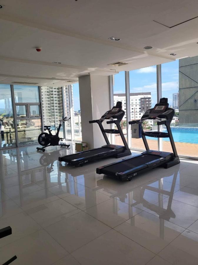 Hola! Condotel @ Inspiria Davao Bagian luar foto